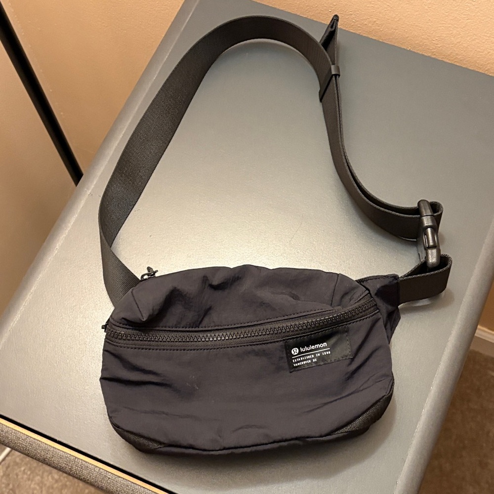 Lululemon Belt Bag